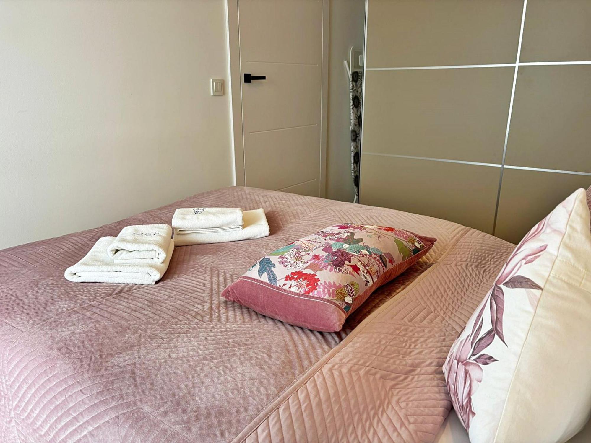 Sun Towers - Apartamenty Bryza - Apartamenty Z Parkingiem Świnoujście Esterno foto